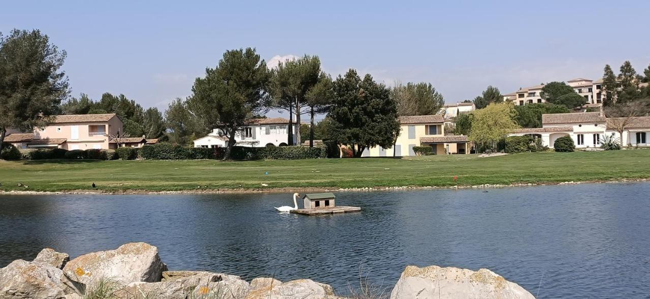 Charmant T2 Climatise Avec Belle Vue , Golf De Pont-Royal Mallemort Zewnętrze zdjęcie