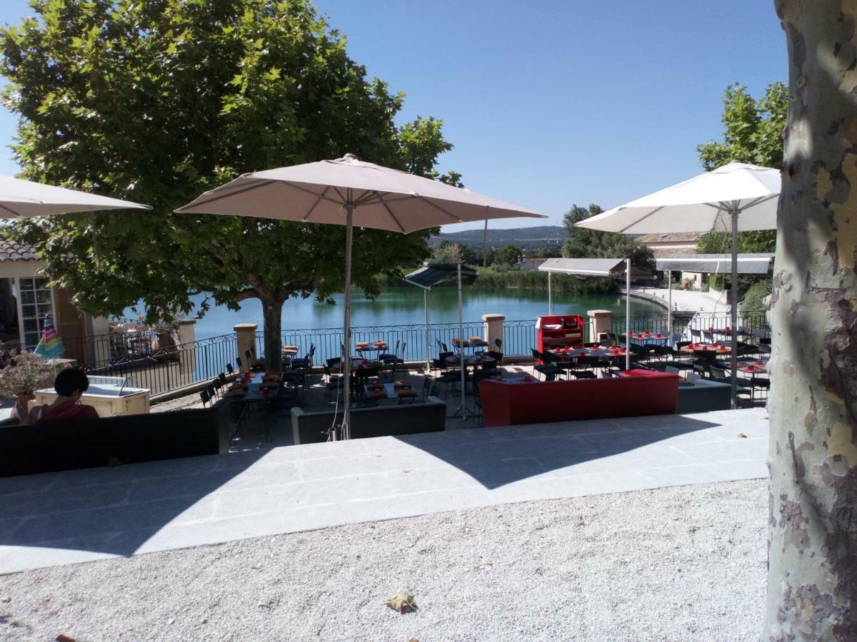 Charmant T2 Climatise Avec Belle Vue , Golf De Pont-Royal Mallemort Zewnętrze zdjęcie